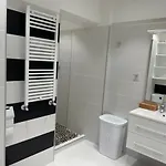 Stylish Westpark 2 View W8 * Bucharest