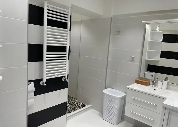 Stylish Westpark 2 View W8 * Bucharest