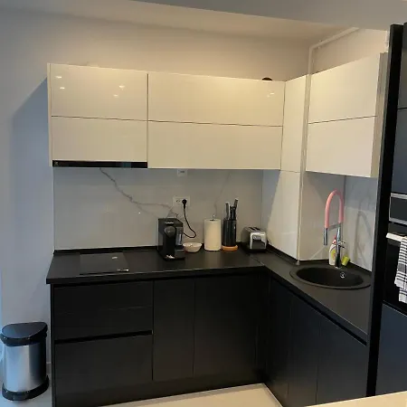 Stylish Westpark 2 View W8 Апартаменти Бухарест