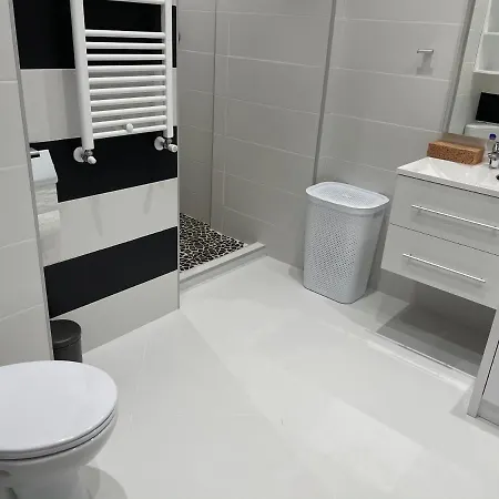 Stylish Westpark 2 View W8 Βουκουρέστι