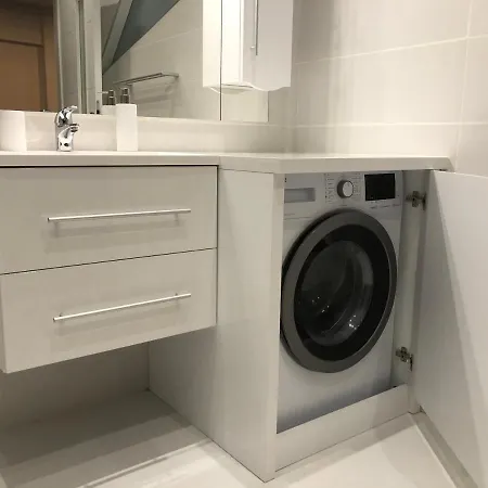 Stylish Westpark 2 View W8 * Бухарест