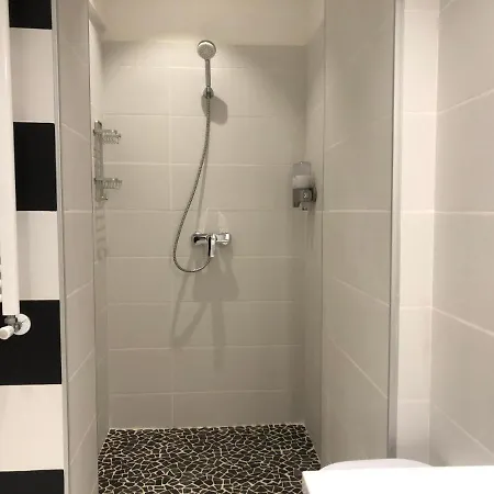 Stylish Westpark 2 View W8 * Бухарест