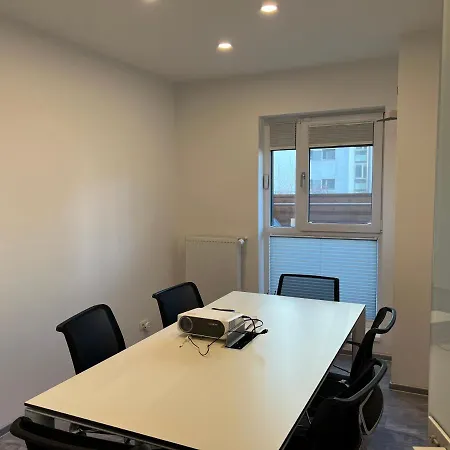 Stylish Westpark 2 View W8 Апартаменти *