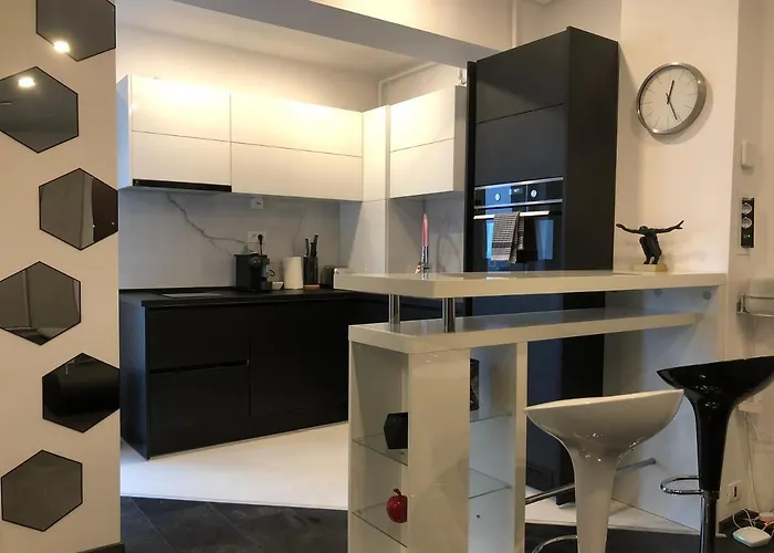 Stylish Westpark 2 View W8 Bukarest