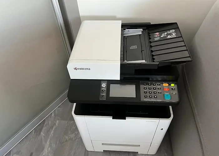 Stylish Westpark 2 View W8 Apartman